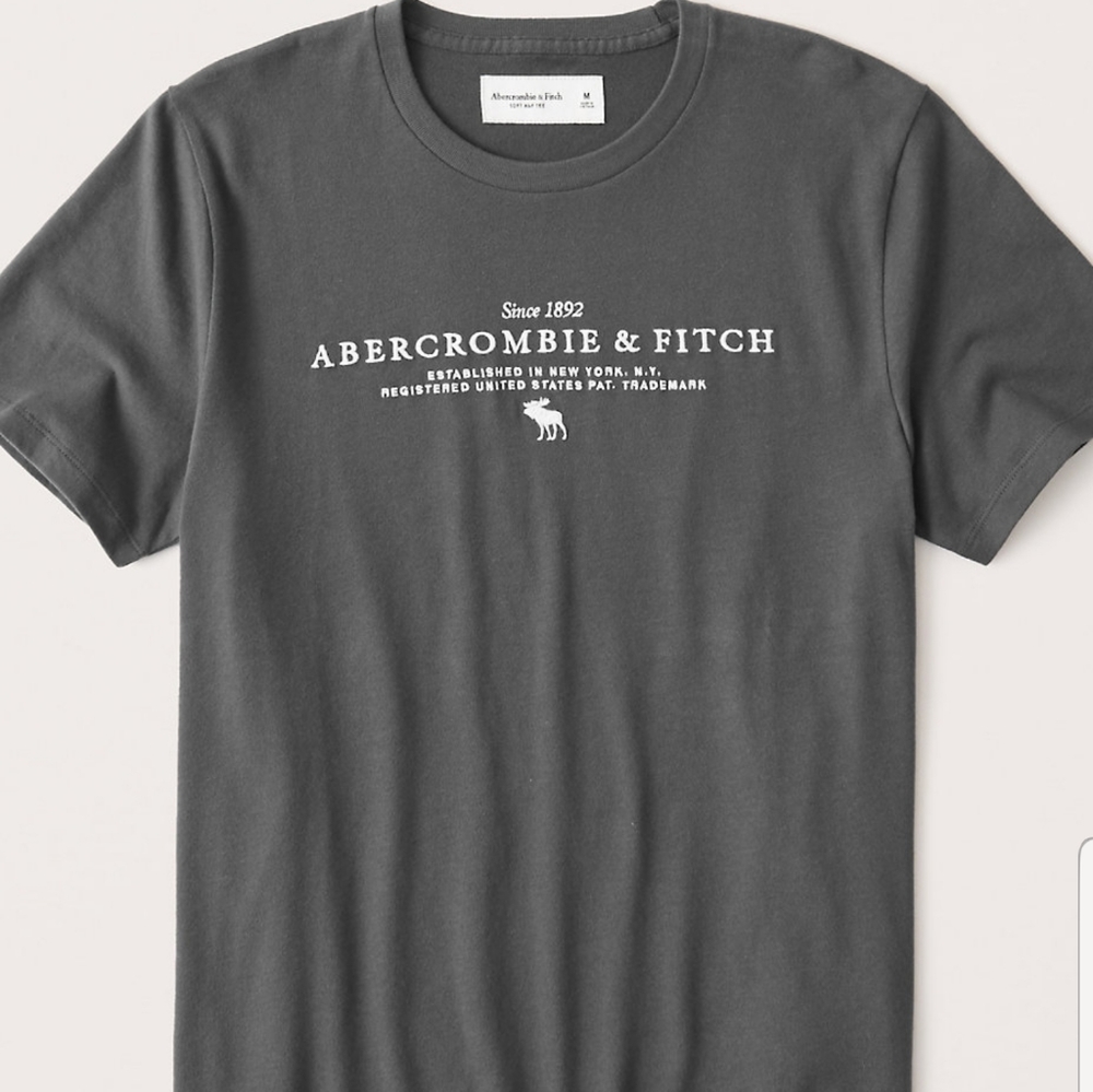Embroidered logo T-shirt
